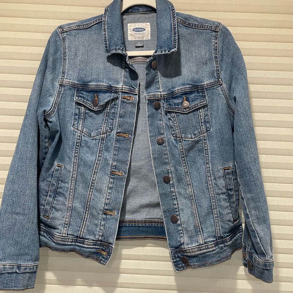 ❤️Old Navy Jean Jacket M